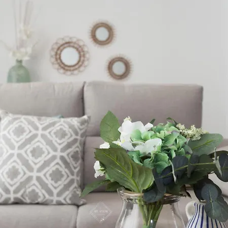 La Fontanilla Place Коніль-де-ла-Фронтера